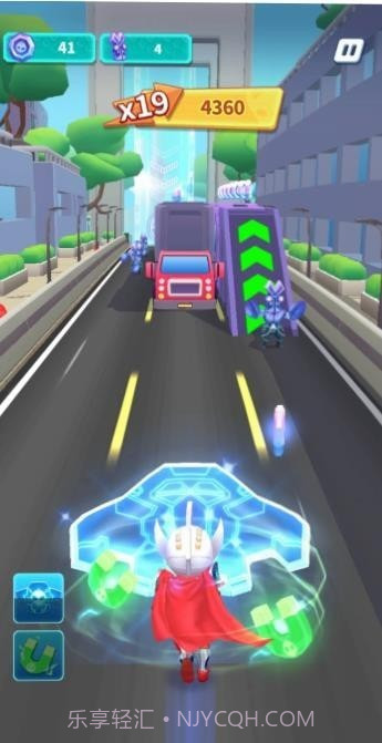 奥特超人百变跑酷截图1